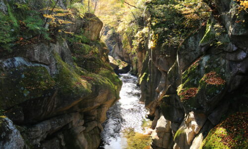 宮城　秋保温泉の秋　磊々峡の秋