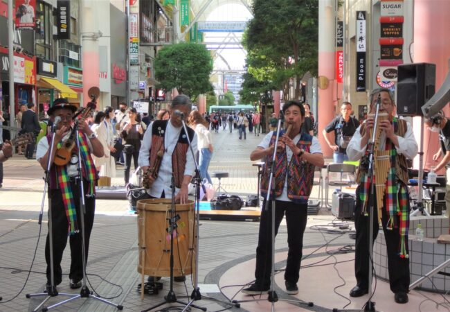 ③多種多彩な楽器と音楽